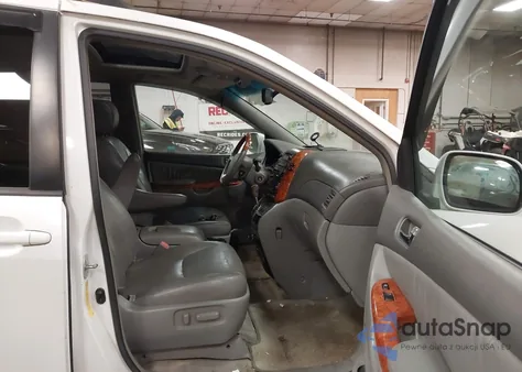 2008 Toyota Sienna Limited из США, поврежденный, VIN 5TDZK22C28S139043